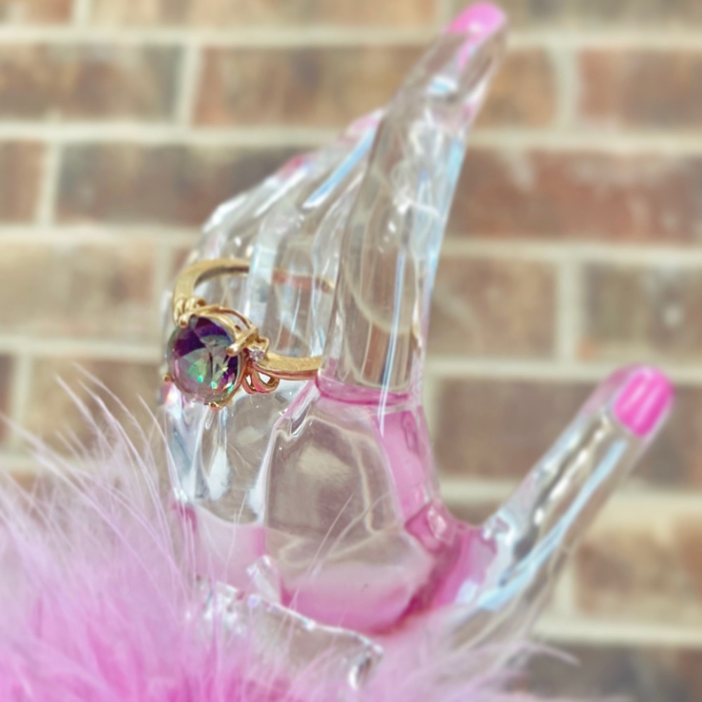 🦄SALE Gorgeous 14K ring🦄